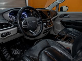 2020 Chrysler Pacifica in St-Jérôme, Quebec - 2 - w320h240px