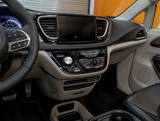 Chrysler Pacifica  2022 à St-Jérôme, Québec - 21 - w320h240px