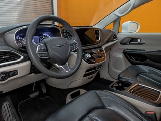 Chrysler Pacifica  2022 à St-Jérôme, Québec - 2 - w320h240px