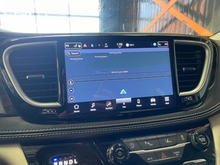 2024 Chrysler Pacifica in St-Jérôme, Quebec - 4 - w320h240px