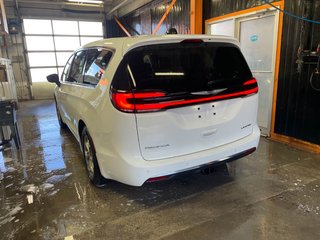 2024 Chrysler Pacifica in St-Jérôme, Quebec - 8 - w320h240px