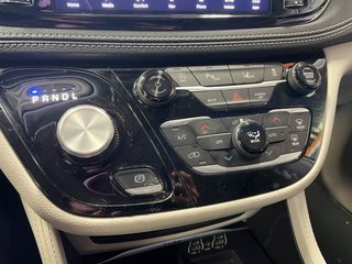 2024 Chrysler Pacifica in St-Jérôme, Quebec - 17 - w320h240px