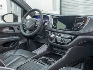 2024 Chrysler Pacifica in St-Jérôme, Quebec - 29 - w320h240px