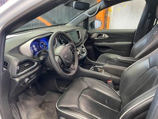 2024 Chrysler Pacifica in St-Jérôme, Quebec - 5 - w320h240px