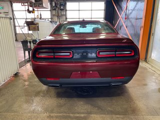 2018 Dodge Challenger in St-Jérôme, Quebec - 6 - w320h240px