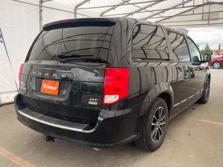 2018 Dodge Grand Caravan in St-Jérôme, Quebec - 8 - w320h240px