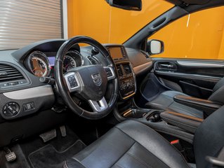 2020 Dodge Grand Caravan in St-Jérôme, Quebec - 2 - w320h240px