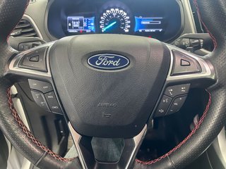 Ford Edge  2023 à St-Jérôme, Québec - 16 - w320h240px