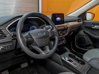 2020 Ford Escape in St-Jérôme, Quebec - 2 - w320h240px