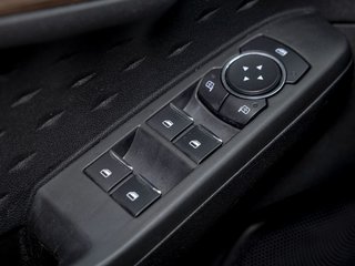 2020 Ford Escape in St-Jérôme, Quebec - 26 - w320h240px