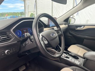 Ford Escape  2021 à St-Jérôme, Québec - 5 - w320h240px