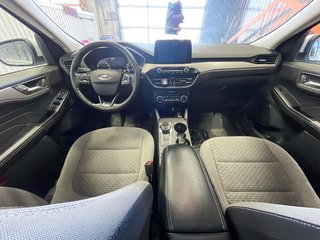 Ford Escape  2021 à St-Jérôme, Québec - 10 - w320h240px