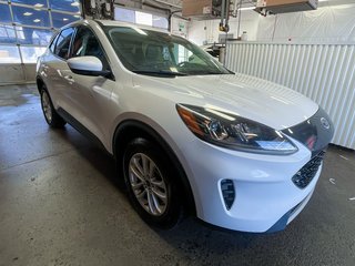 Ford Escape  2021 à St-Jérôme, Québec - 9 - w320h240px