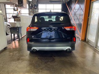 2021 Ford Escape Hybrid in St-Jérôme, Quebec - 9 - w320h240px