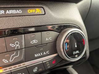 2022 Ford Escape in St-Jérôme, Quebec - 16 - w320h240px