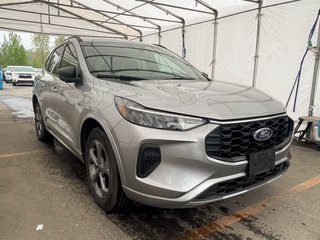 Ford Escape  2023 à St-Jérôme, Québec - 9 - w320h240px