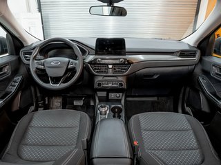 Ford Escape  2023 à St-Jérôme, Québec - 11 - w320h240px