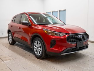 Ford Escape  2023 à St-Jérôme, Québec - 9 - w320h240px