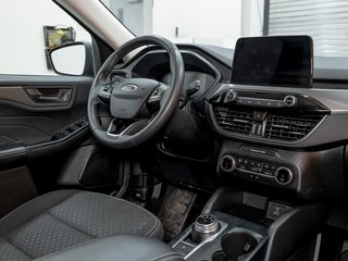 Ford Escape  2023 à St-Jérôme, Québec - 25 - w320h240px