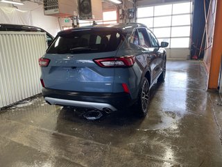 Ford Escape  2023 à St-Jérôme, Québec - 9 - w320h240px