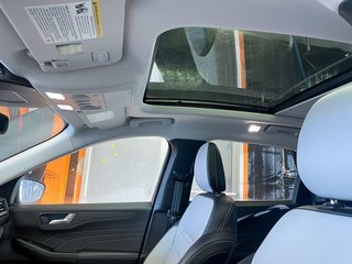 2024 Ford Escape in St-Jérôme, Quebec - 3 - w320h240px