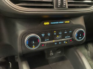Ford Escape  2025 à St-Jérôme, Québec - 12 - w320h240px