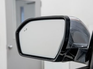 2021 Ford Expedition in St-Jérôme, Quebec - 18 - w320h240px