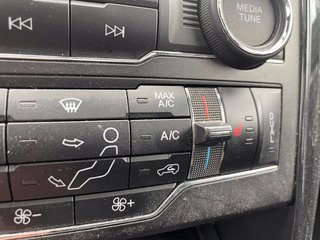 Ford Explorer  2019 à St-Jérôme, Québec - 17 - w320h240px