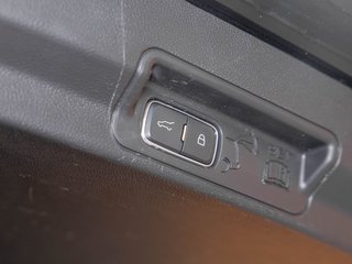 2025 Ford Explorer in St-Jérôme, Quebec - 35 - w320h240px