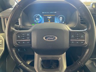 2022 Ford F-150 Lightning in St-Jérôme, Quebec - 17 - w320h240px