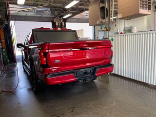 2022 Ford F-150 Lightning in St-Jérôme, Quebec - 8 - w320h240px