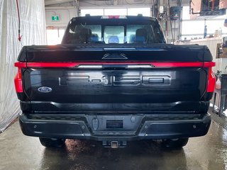 Ford F-150 Lightning  2023 à St-Jérôme, Québec - 9 - w320h240px