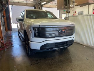 2023 Ford F-150 Lightning in St-Jérôme, Quebec - 10 - w320h240px