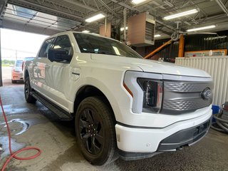 2023 Ford F-150 Lightning in St-Jérôme, Quebec - 9 - w320h240px