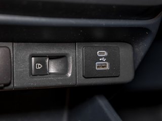 2022 Ford Maverick in St-Jérôme, Quebec - 24 - w320h240px
