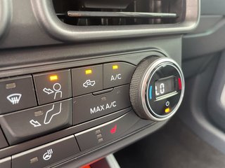 2022 Ford Maverick in St-Jérôme, Quebec - 14 - w320h240px