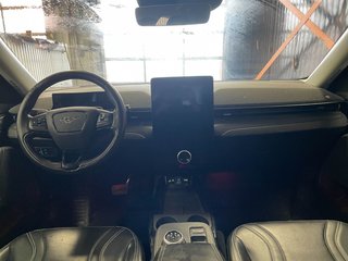 2021 Ford Mustang Mach-E in St-Jérôme, Quebec - 13 - w320h240px