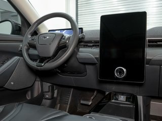 2022 Ford Mustang Mach-E in St-Jérôme, Quebec - 29 - w320h240px