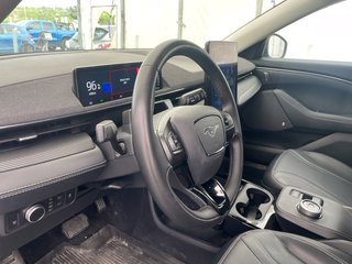 Ford Mustang Mach-E  2022 à St-Jérôme, Québec - 5 - w320h240px