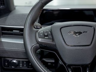 Ford Mustang Mach-E  2022 à St-Jérôme, Québec - 15 - w320h240px