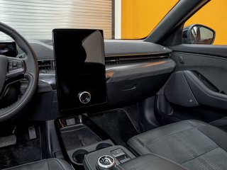 Ford Mustang Mach-E  2022 à St-Jérôme, Québec - 23 - w320h240px