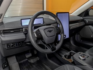 Ford Mustang Mach-E  2023 à St-Jérôme, Québec - 2 - w320h240px
