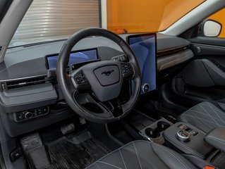 Ford Mustang Mach-E  2024 à St-Jérôme, Québec - 17 - w320h240px