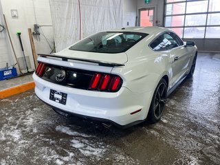 2017 Ford Mustang in St-Jérôme, Quebec - 9 - w320h240px