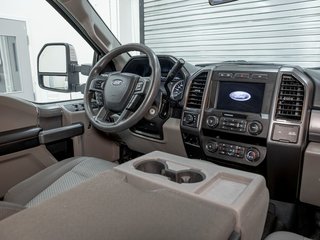 2022 Ford Super Duty F-250 SRW in St-Jérôme, Quebec - 16 - w320h240px