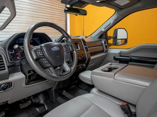 Ford Super Duty F-350 DRW  2021 à St-Jérôme, Québec - 2 - w320h240px