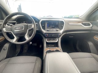 GMC Acadia  2023 à St-Jérôme, Québec - 12 - w320h240px