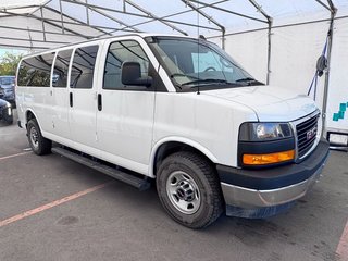 2022 GMC Savana Passenger in St-Jérôme, Quebec - 9 - w320h240px