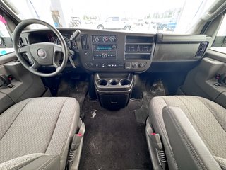 2022 GMC Savana Passenger in St-Jérôme, Quebec - 10 - w320h240px