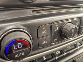 GMC Sierra 1500  2018 à St-Jérôme, Québec - 18 - w320h240px